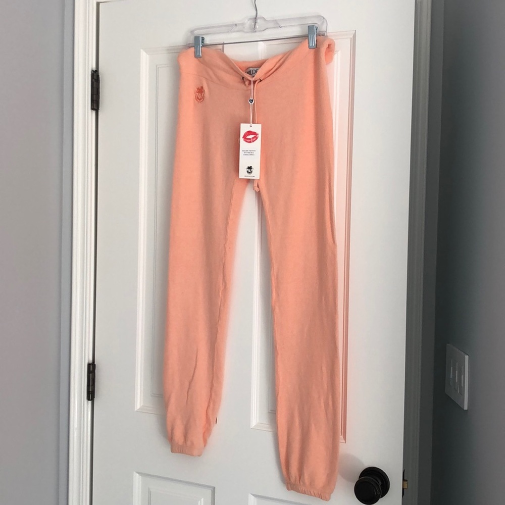 New with tags ultra soft Malibu skinny sweatpants